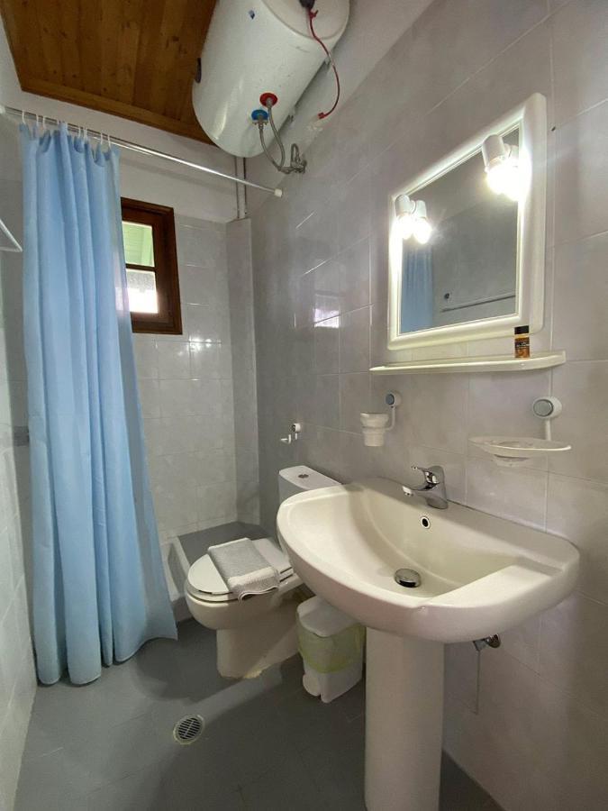 Pansion Vasso Hotel Áyios Nikítas Екстериор снимка