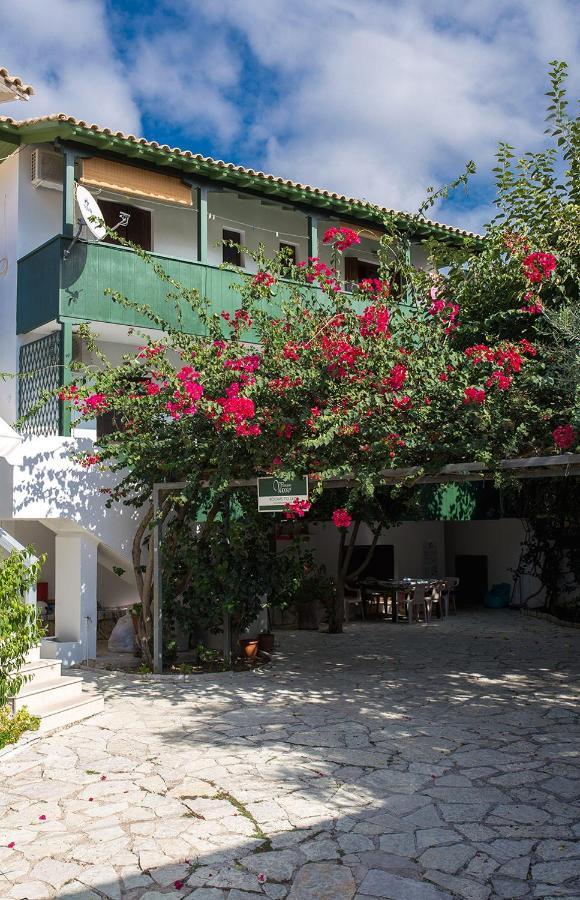 Pansion Vasso Hotel Áyios Nikítas Екстериор снимка