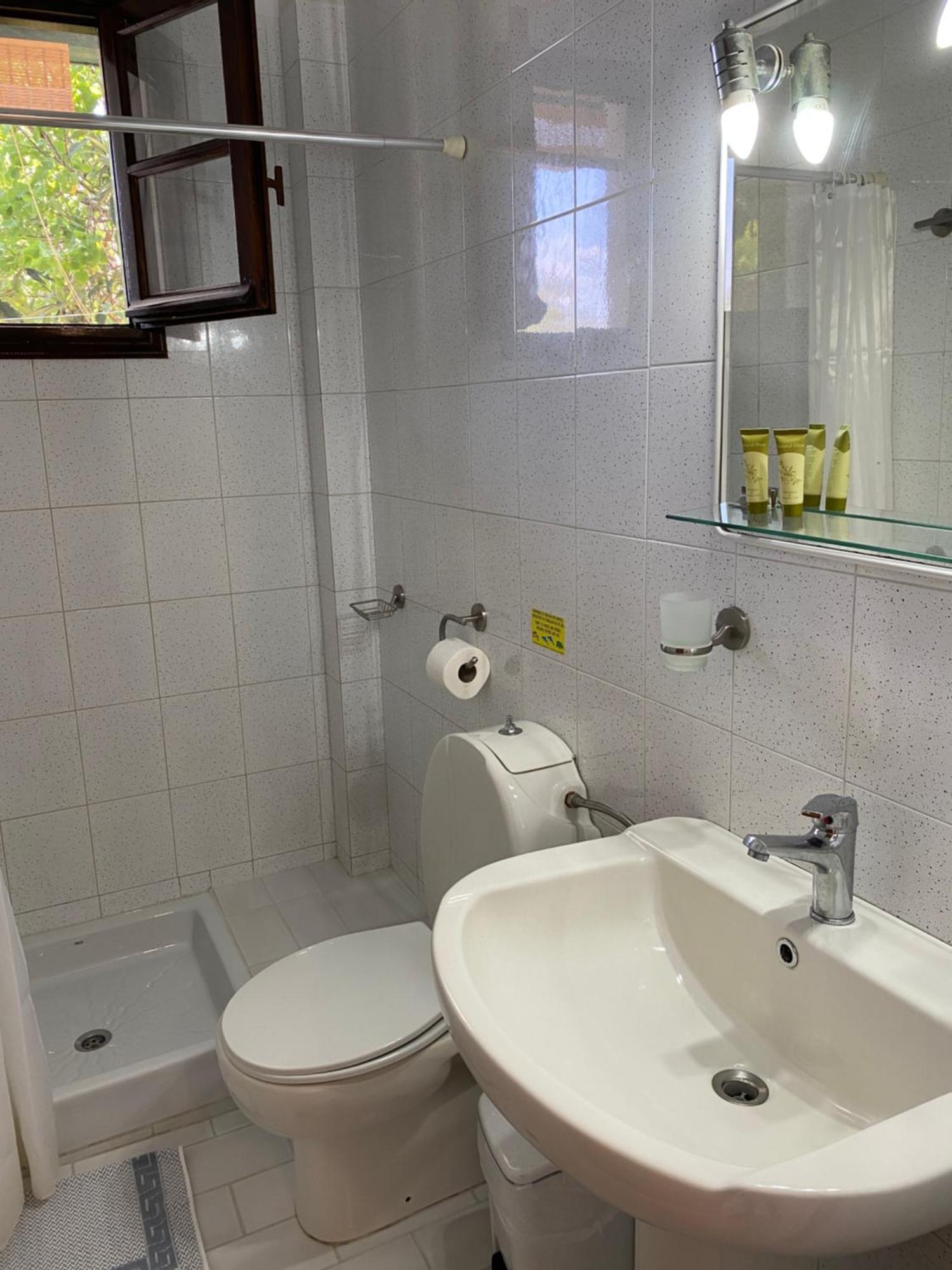 Pansion Vasso Hotel Áyios Nikítas Екстериор снимка