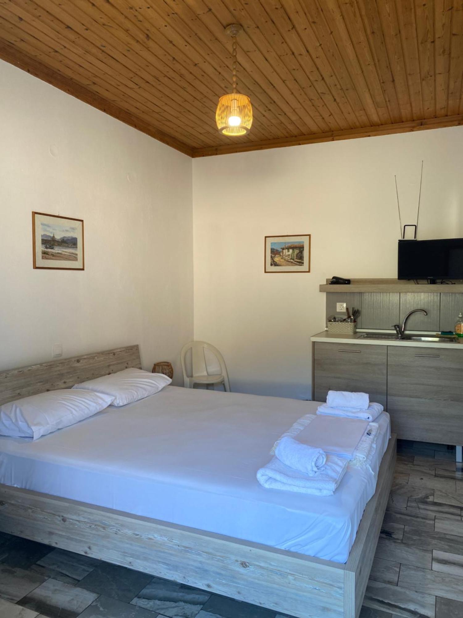 Pansion Vasso Hotel Áyios Nikítas Екстериор снимка